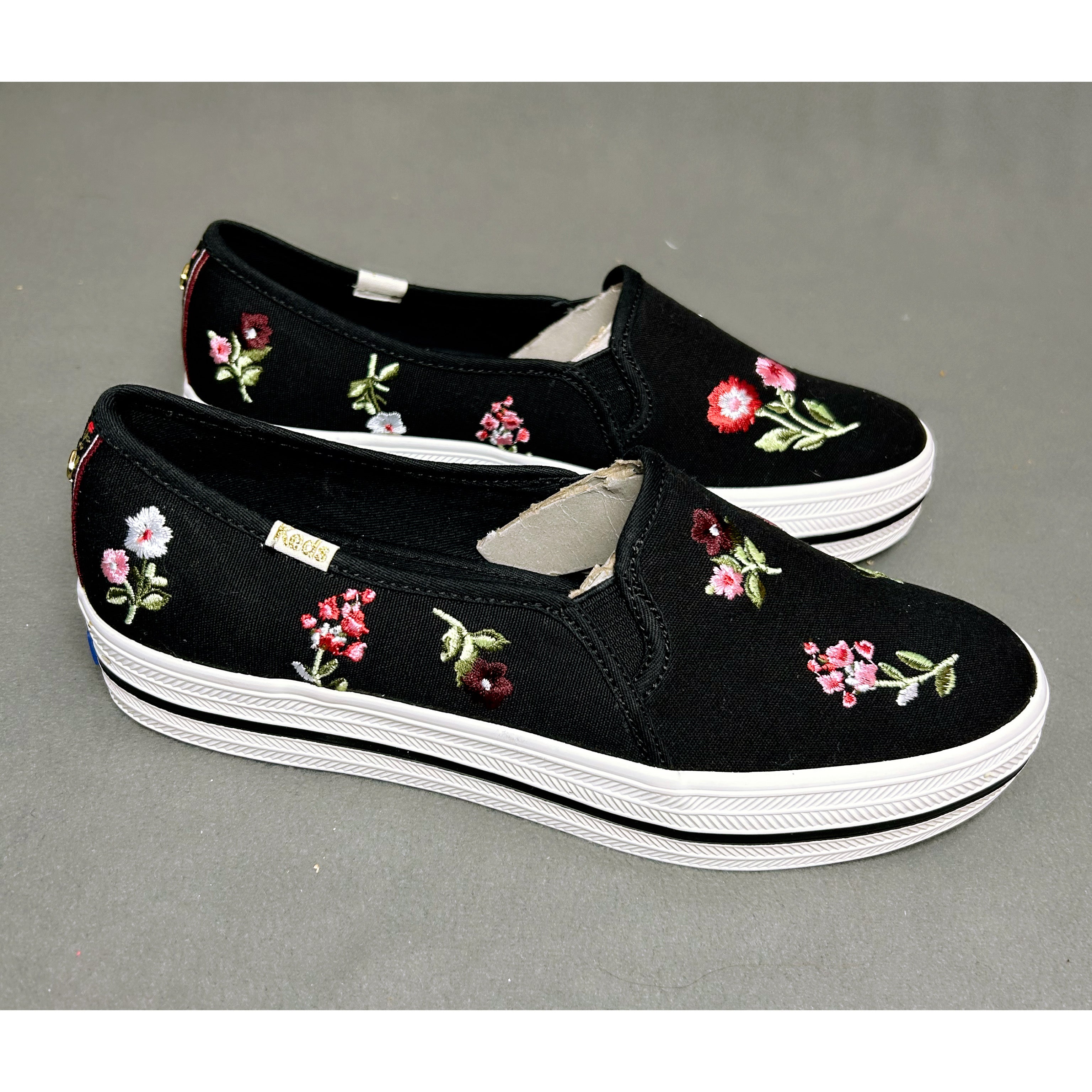 Keds black floral Triple Deck sneakers, size 7.5, NEW IN BOX!