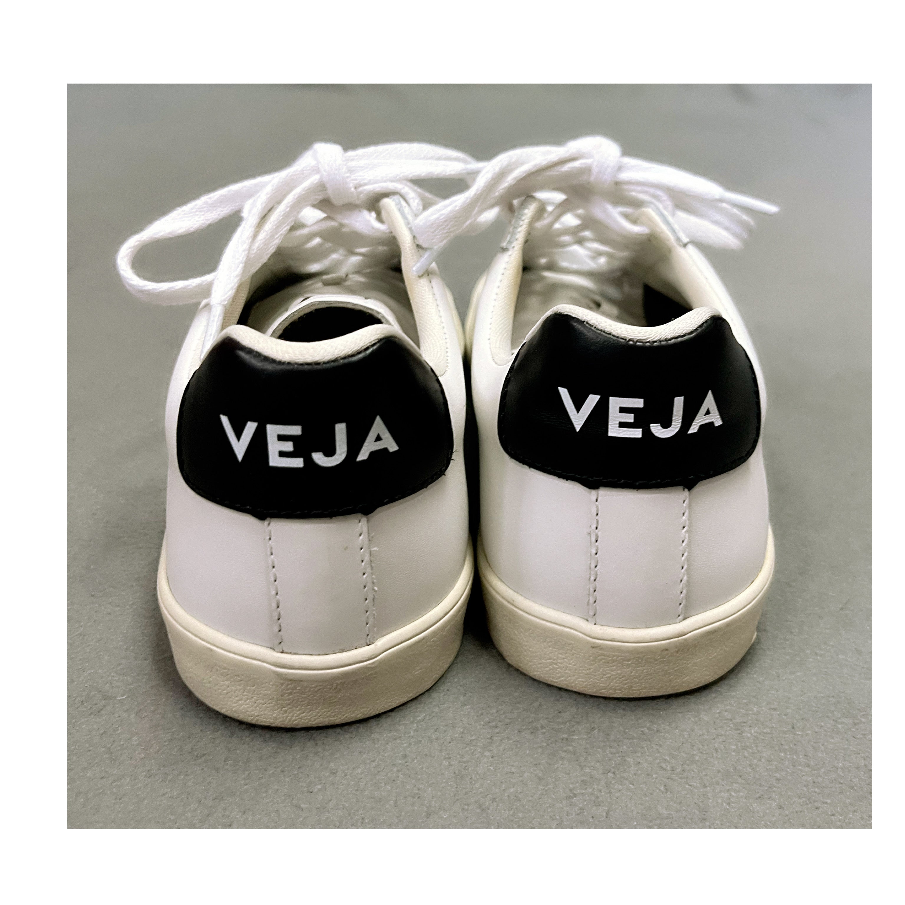 Veja white & black Esplar low sneakers, size 8