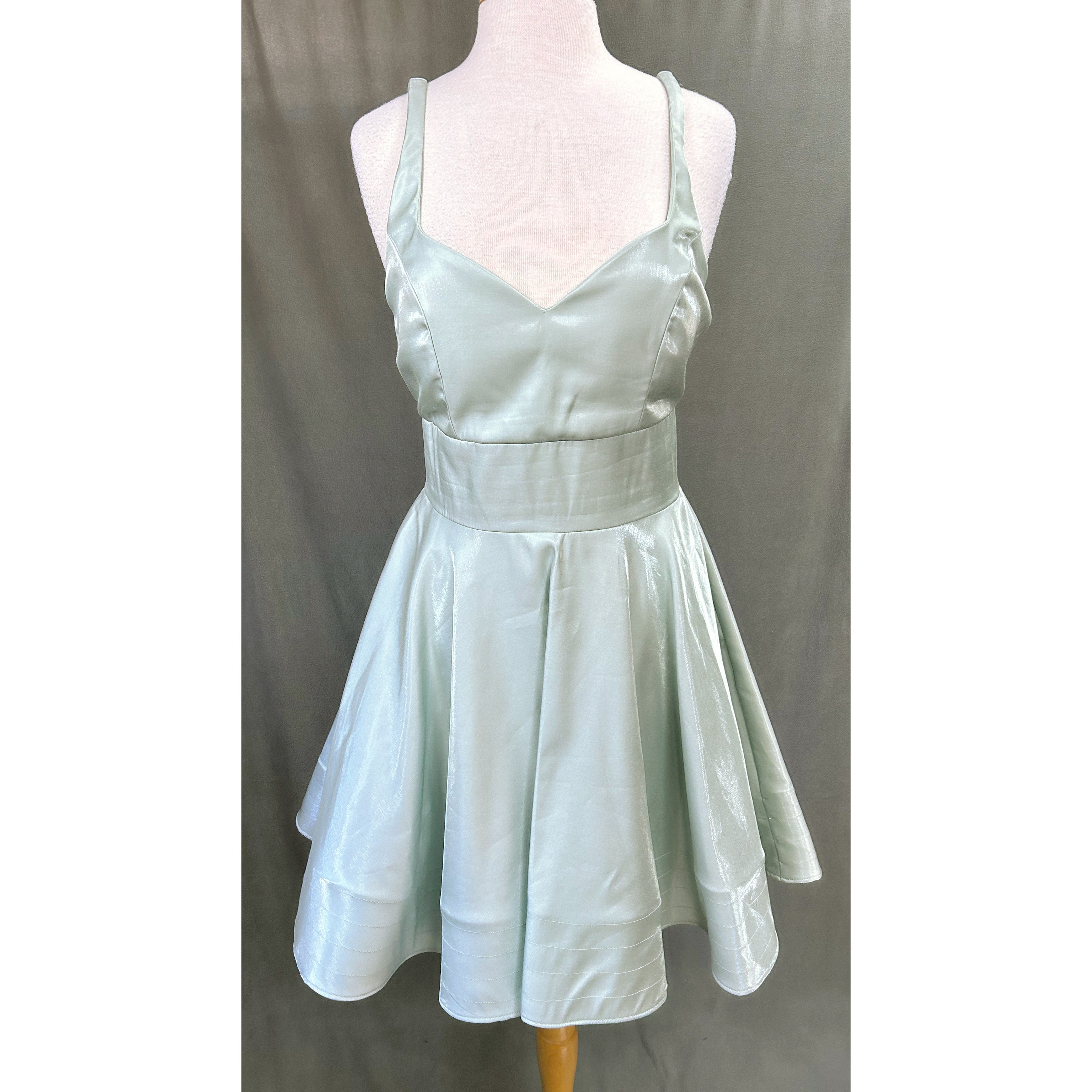 Sequin Hearts mint dress, size 15