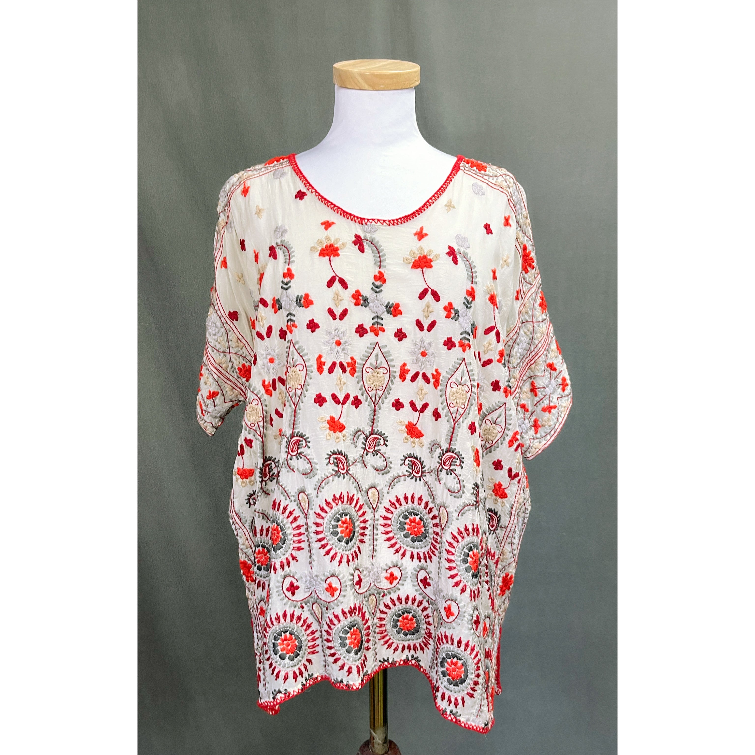 Johnny Was cream, red, and gray Melia blouse, size S