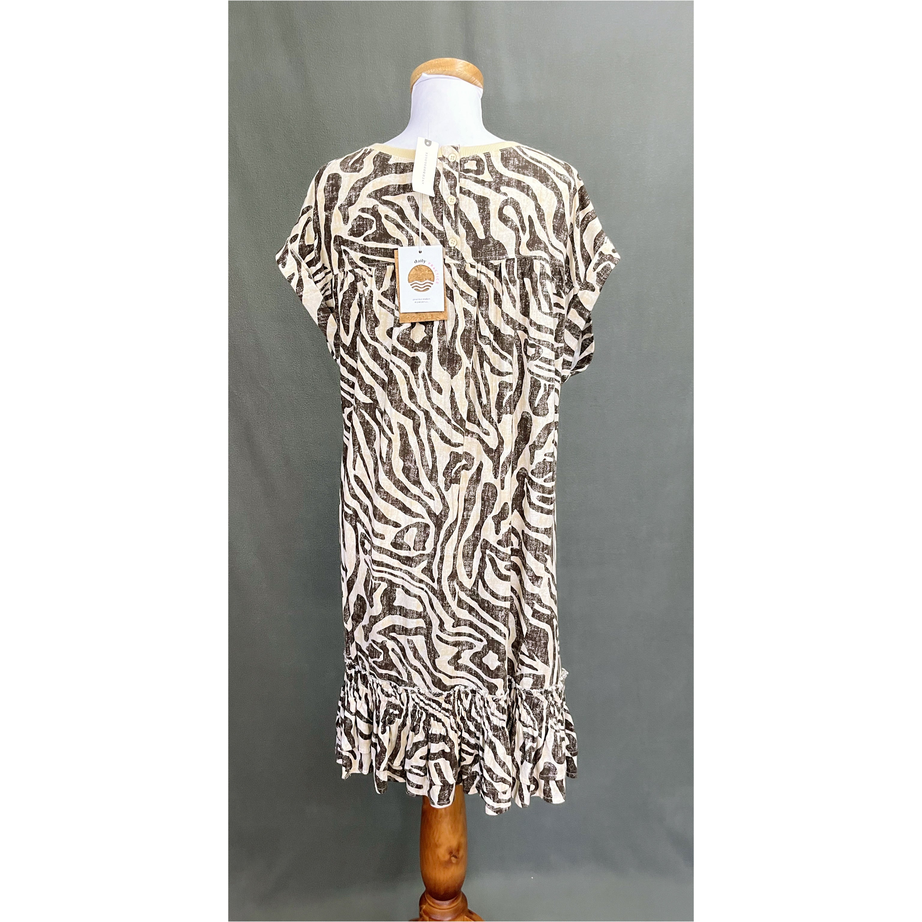 Daily Practice brown print dress, size M, NEW WITH TAGS!