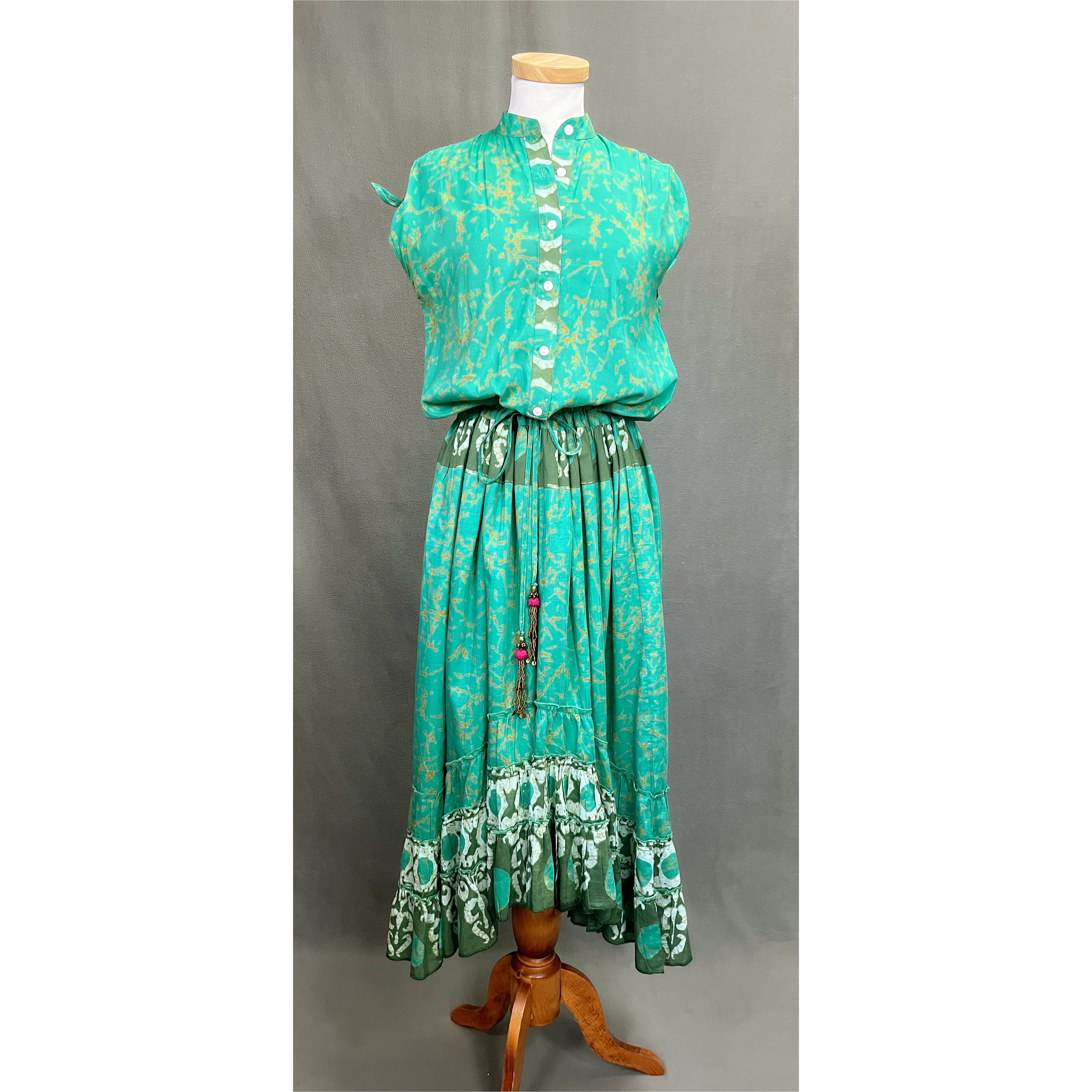 Bell green print dress, size S