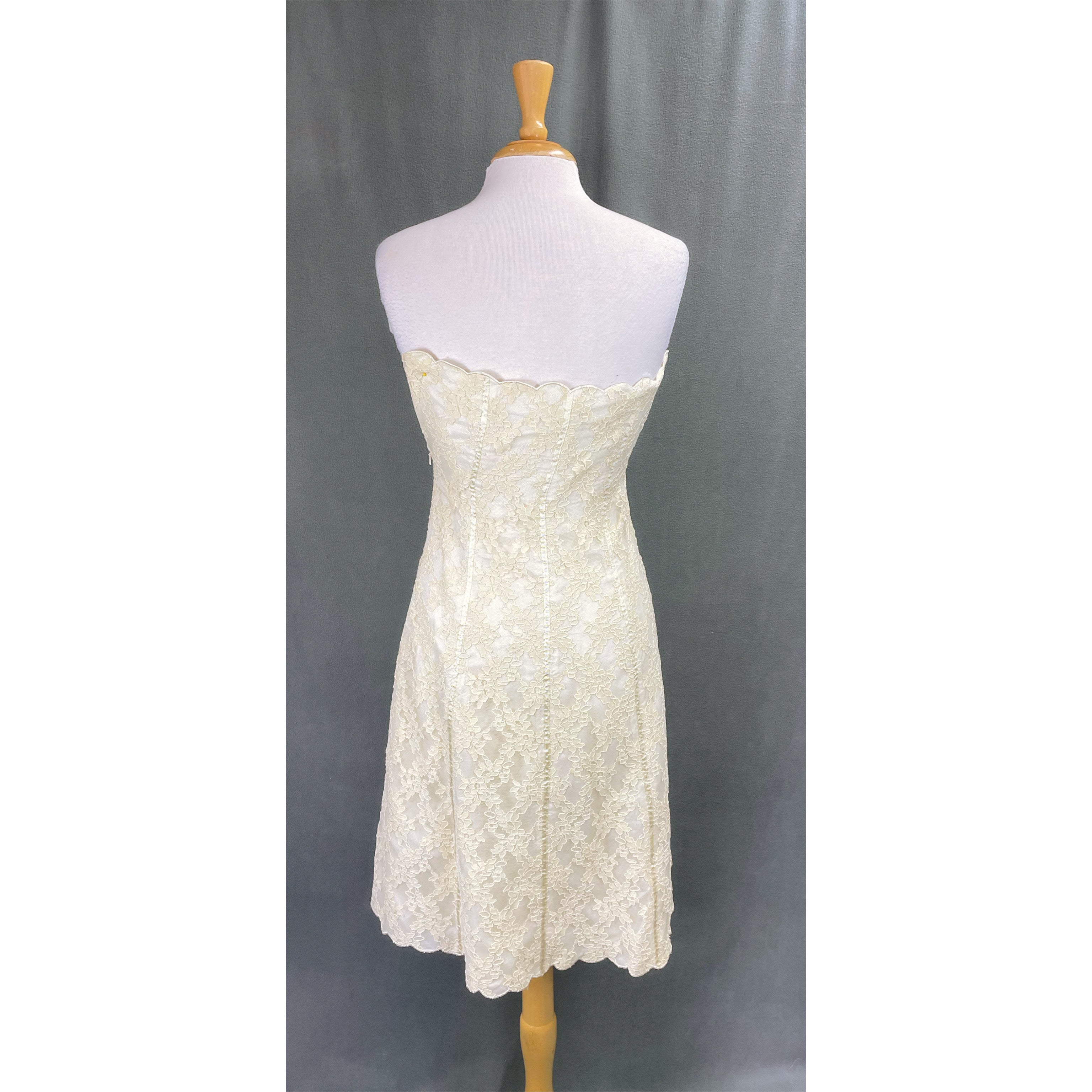 White House/Black Market ivory lace dress, size 6