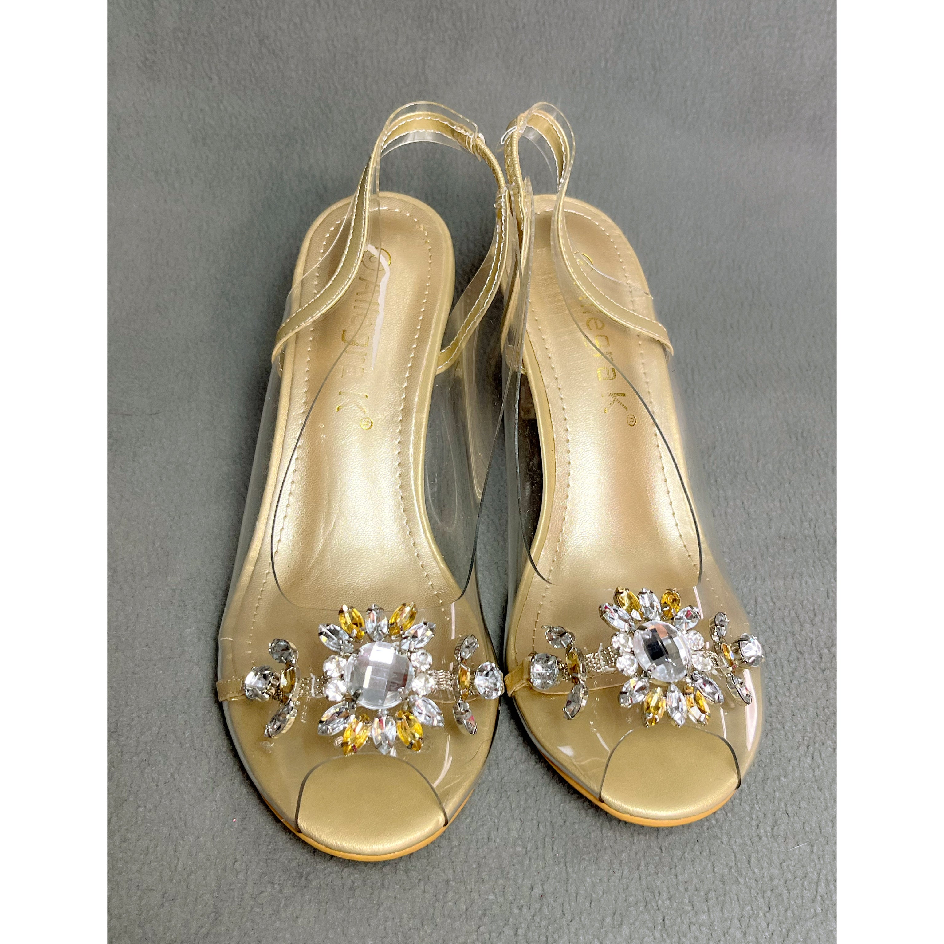 Allegra K gold shoes, size 8
