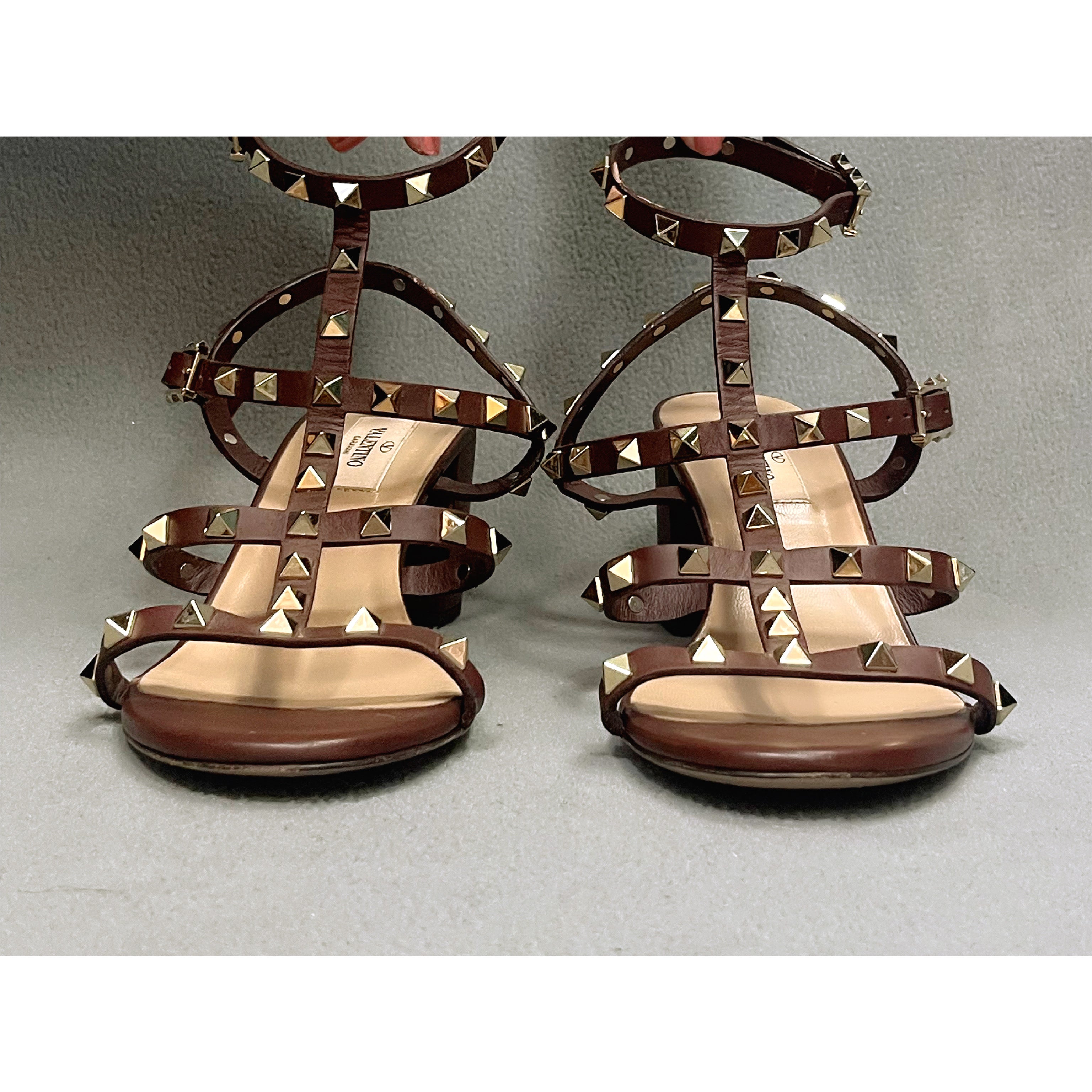 Valentino brown Rockstud 60mm sandals, size 9.5, BRAND NEW!
