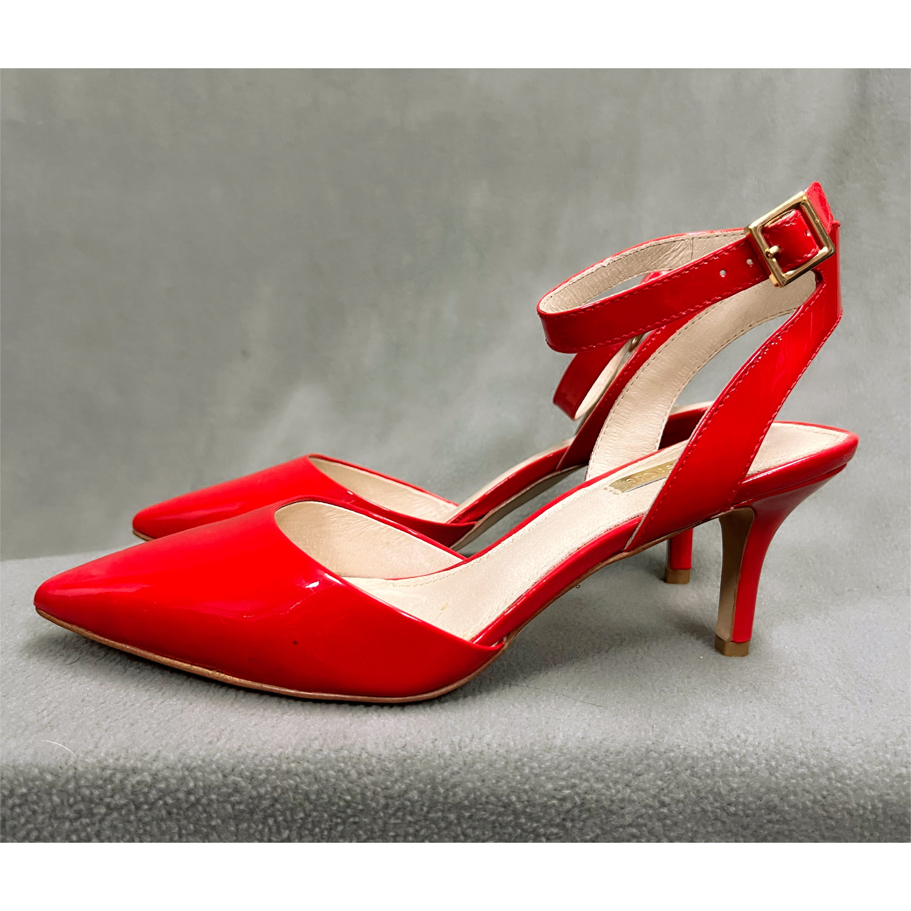 Louise & Cie red patent heel, size 8, NEW without tags
