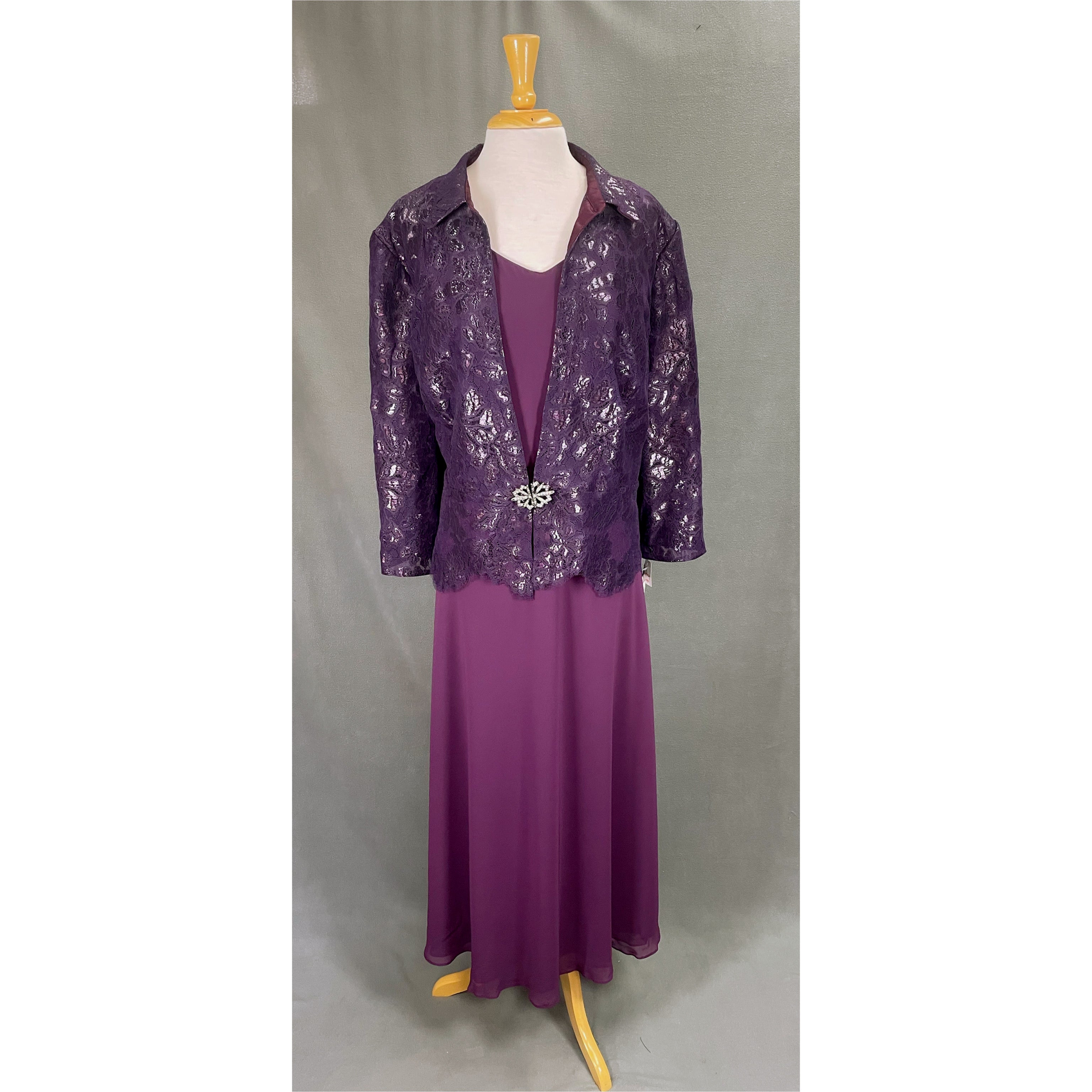 Ursula plum lace dress, size 22W, NEW WITH TAGS!