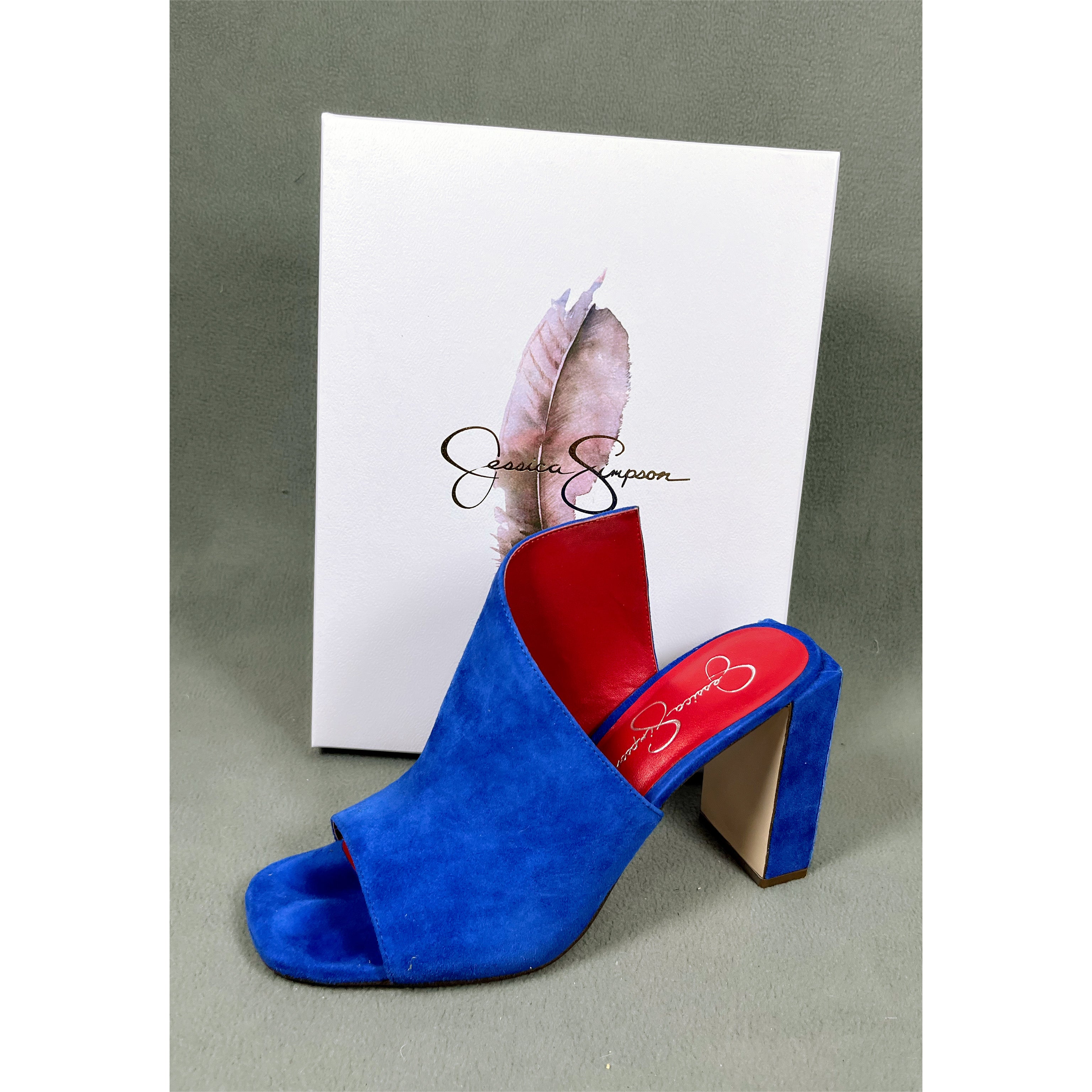 Jessica Simpson cobalt blue shoes, size 9